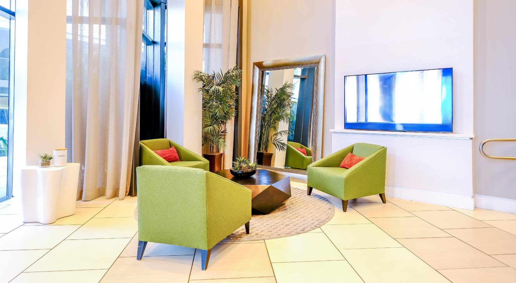 Open Space Layout | image of large living area