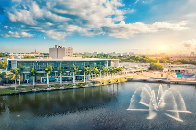 University of Miami University of Miami | Image of Campus in Miami